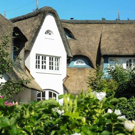 Gemuetliche Wohnung Unter Reet Mit Pool Und Sauna In Keitum Bagian luar foto