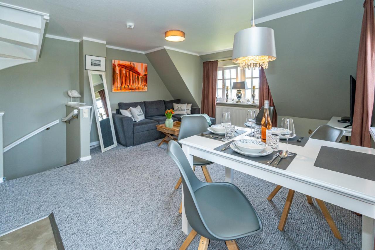 Gemuetliche Wohnung Unter Reet Mit Pool Und Sauna In Keitum Bagian luar foto