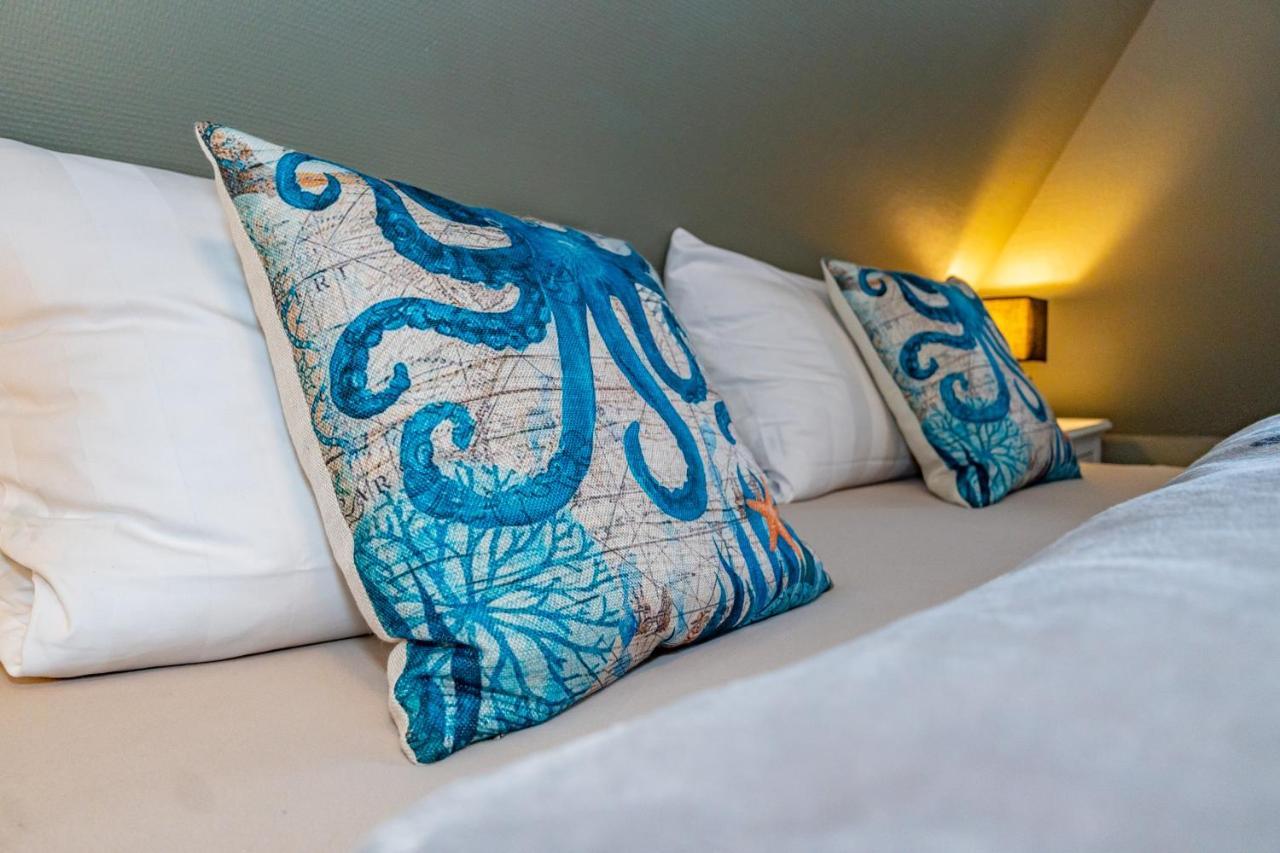 Gemuetliche Wohnung Unter Reet Mit Pool Und Sauna In Keitum Bagian luar foto