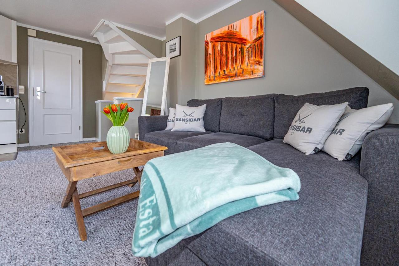 Gemuetliche Wohnung Unter Reet Mit Pool Und Sauna In Keitum Bagian luar foto