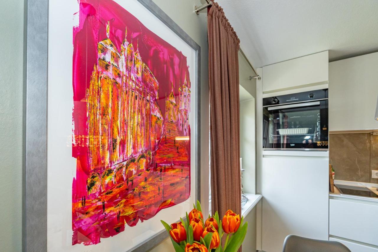 Gemuetliche Wohnung Unter Reet Mit Pool Und Sauna In Keitum Bagian luar foto